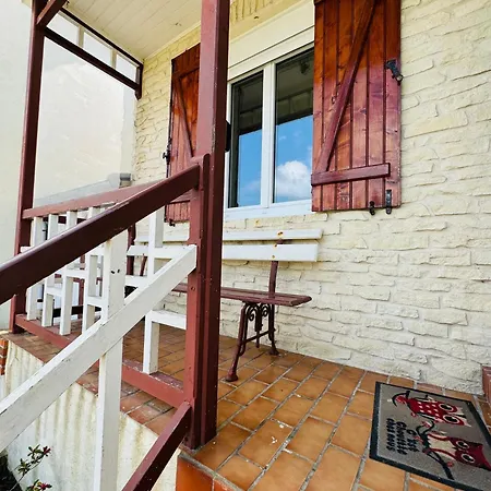 Dom wakacyjny Maison Vue 4 Personnes *